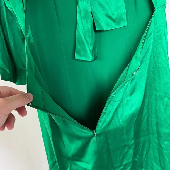 J. Crew Collection Open-Back Silk Charmeuse Long Sleeve Mock Neck Dress Size 0 - Picture 8 of 11